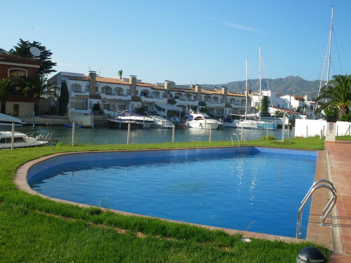 Apartamento Al Canal Roses Kültér fotó